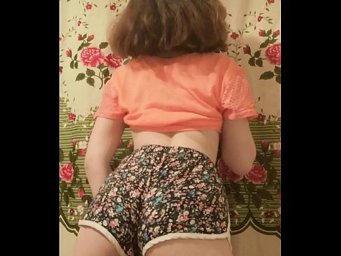 ❤️ Seksi enom bayek stripping mati dheweke kathok cendhak ing kamera ❤ Porno fb ing pornojv.robosexshop.ru ❤